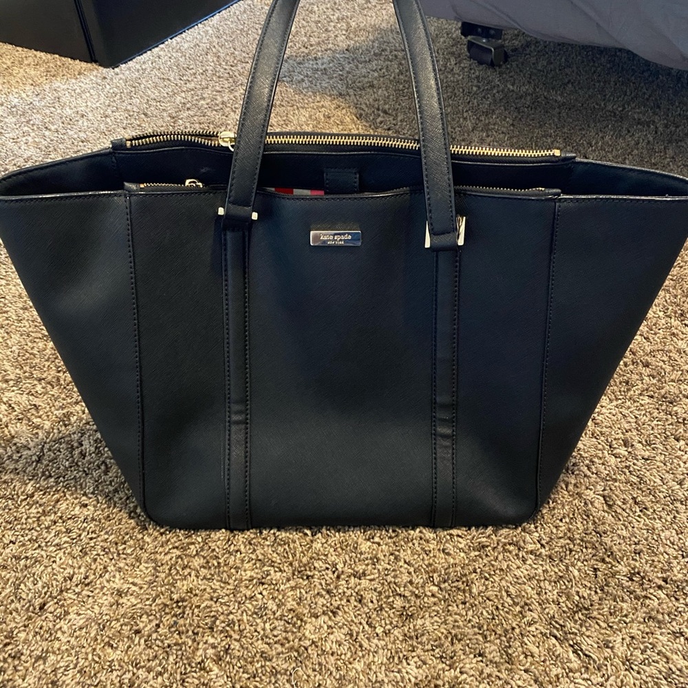 Black Kate Spade tote purse